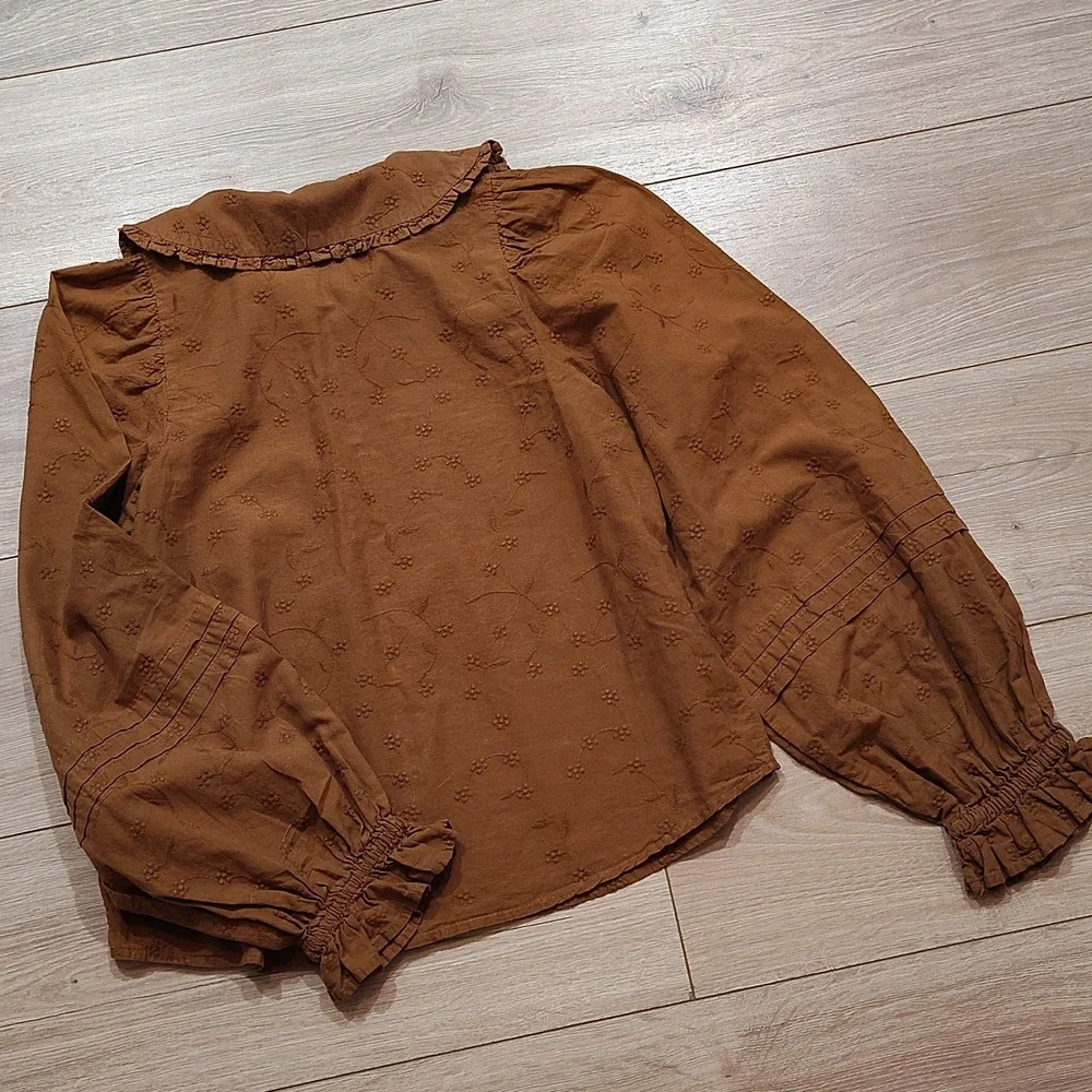 Universal Thread Burnt Orange, Eyelet Button Front Blouse, Ladies X-Small - Picture 6 of 7